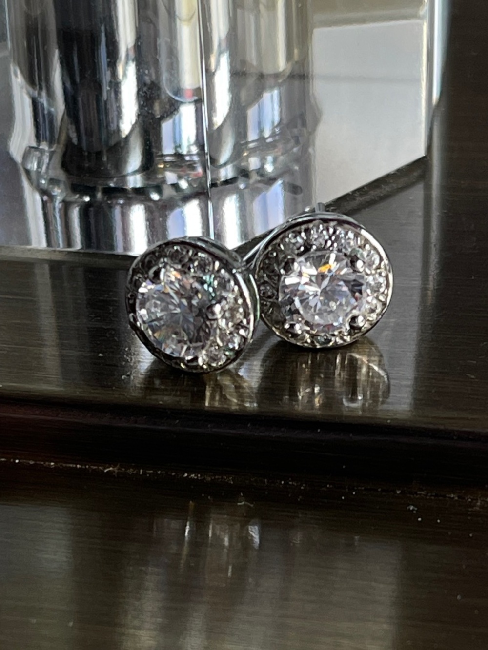 Diamond Studs Earrings